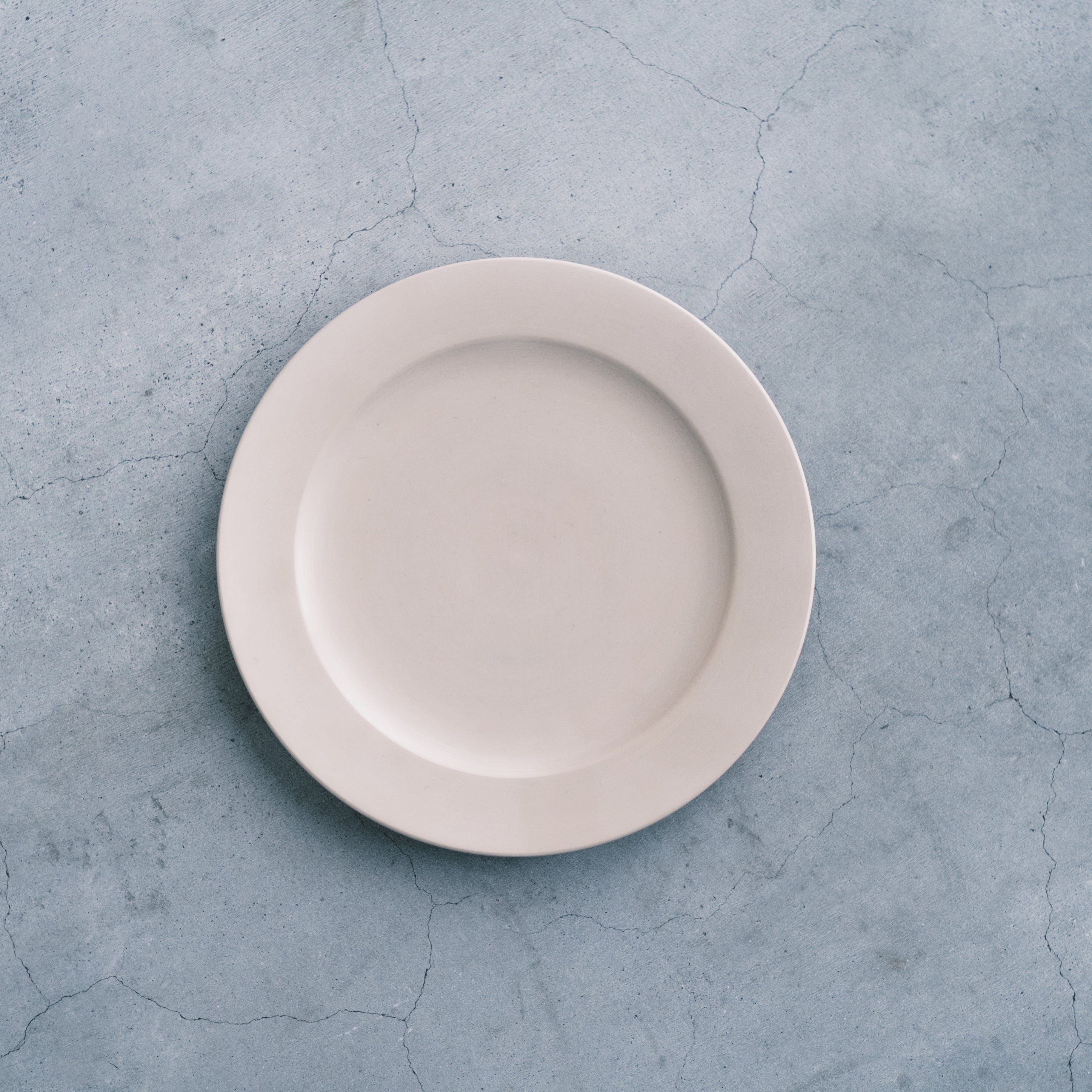 awabi ware｜漆塗平皿